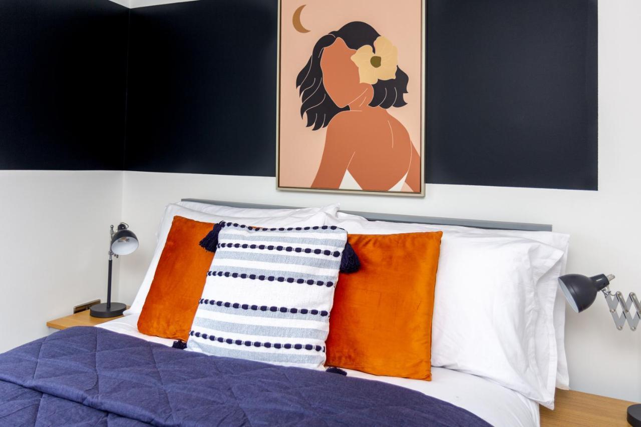 Bright Cheery 4 Bd Apartment By Brighton Station ภายนอก รูปภาพ