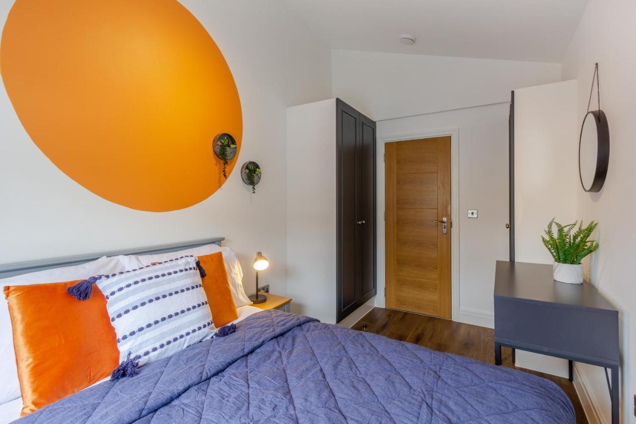 Bright Cheery 4 Bd Apartment By Brighton Station ภายนอก รูปภาพ