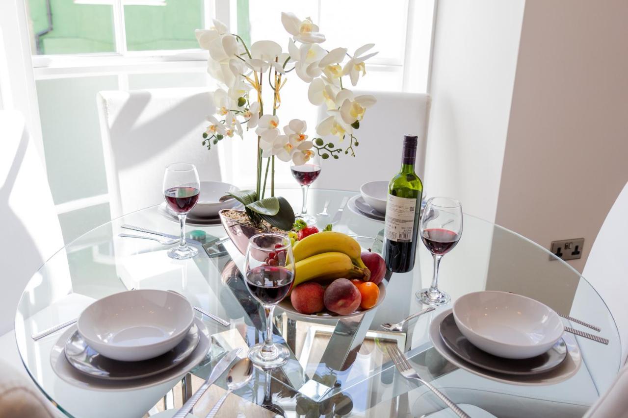 Bright Cheery 4 Bd Apartment By Brighton Station ภายนอก รูปภาพ
