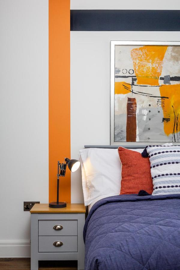 Bright Cheery 4 Bd Apartment By Brighton Station ภายนอก รูปภาพ