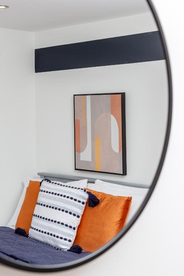Bright Cheery 4 Bd Apartment By Brighton Station ภายนอก รูปภาพ
